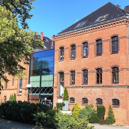 Szkolne Schronisko Mlodziezowe Dabrowka Hostel ปรุดนิค ภายนอก รูปภาพ